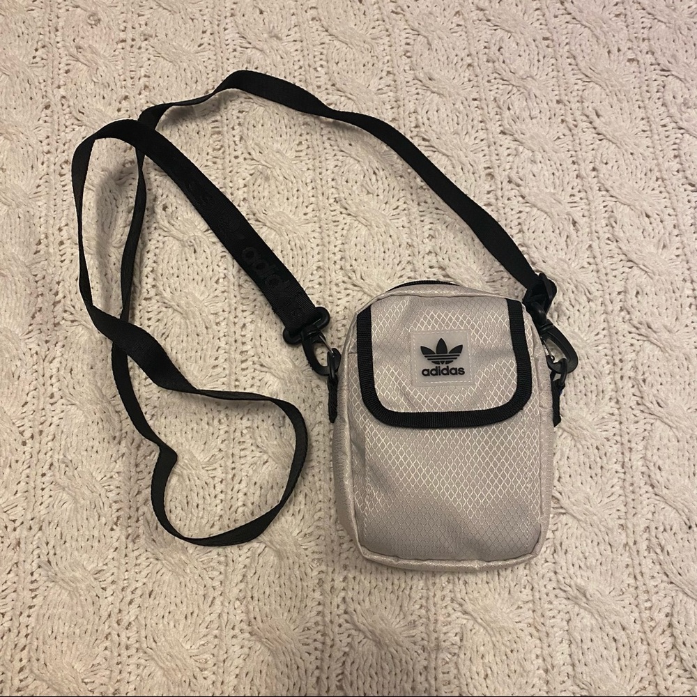 Adidas crossbody pouch